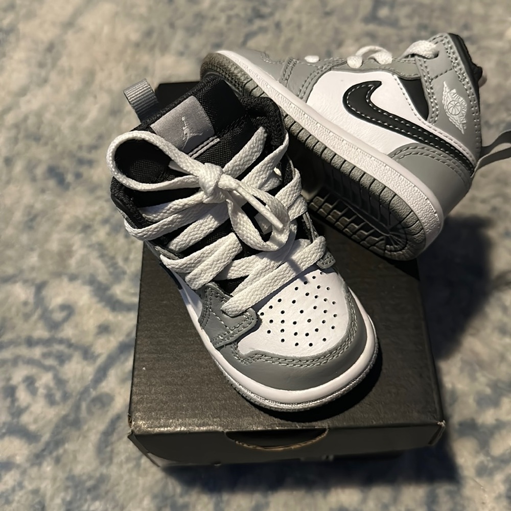 Jordan 1 Mid (TD)